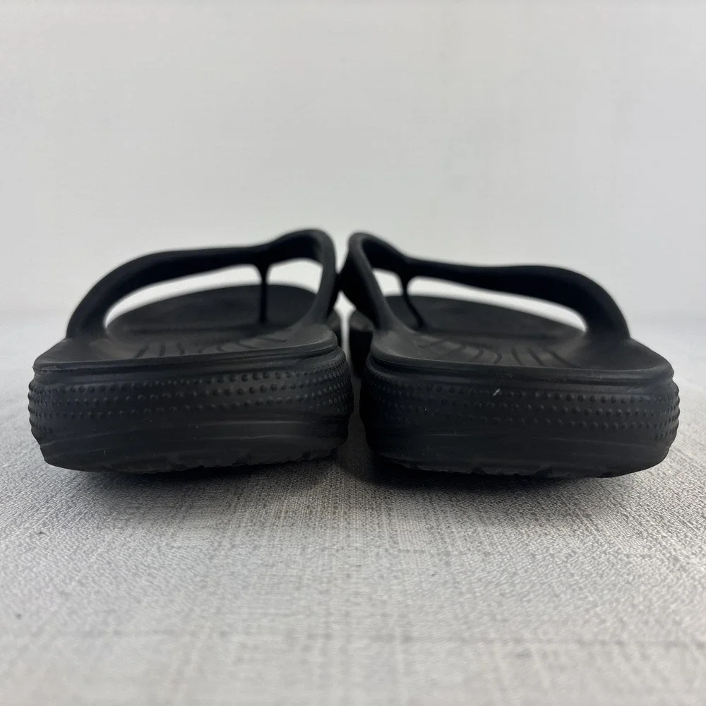 Iconic Crocs Black‎ Men's Size 12 Comfort Thong Sandals Flip Flops